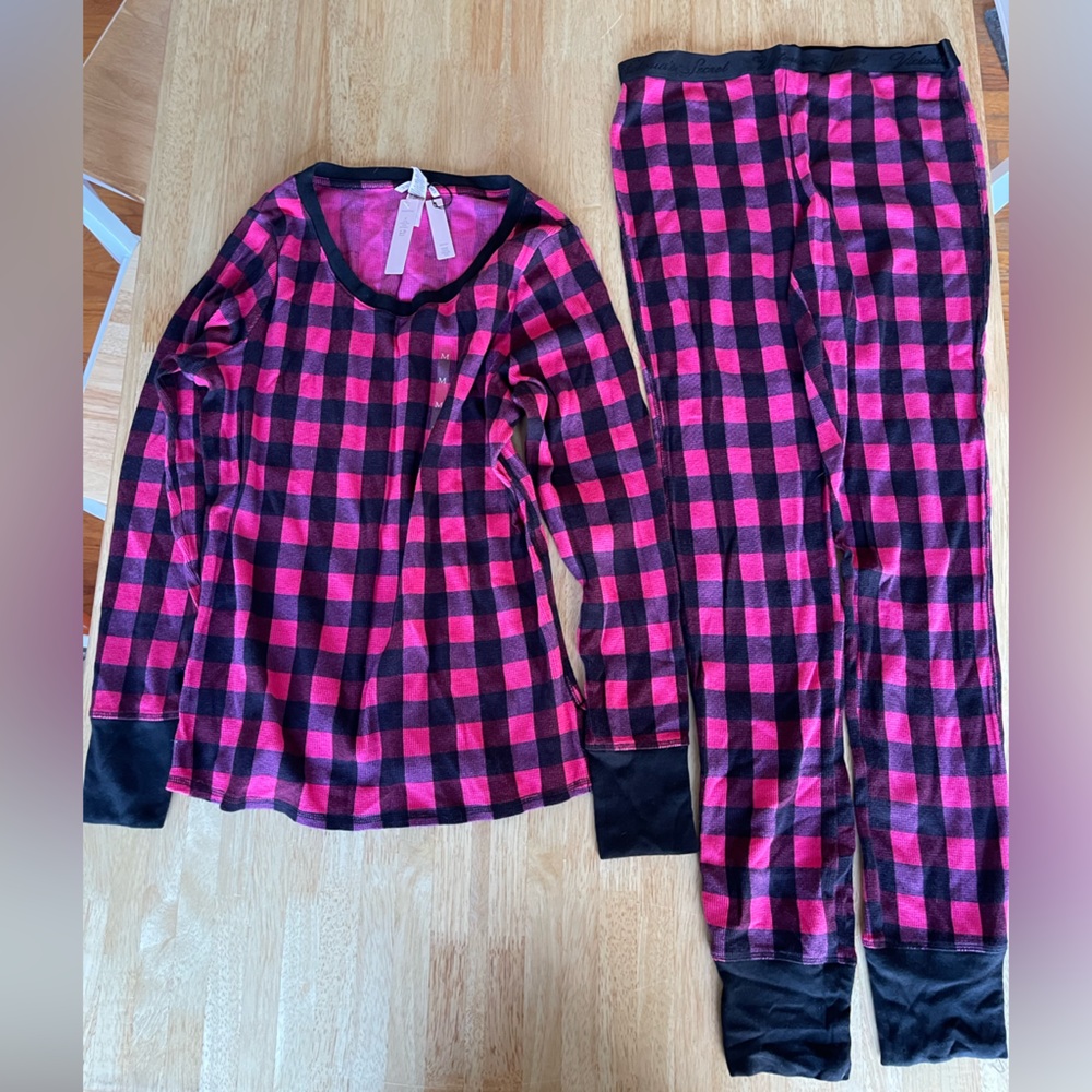 (🩵 $8 when you bundle) Victoria Secret Thermal Pajamas - Medium, Long - Picture 3 of 3